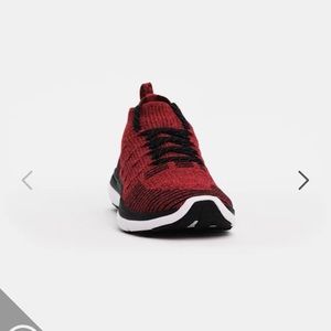 Like new Under Armor Shoes